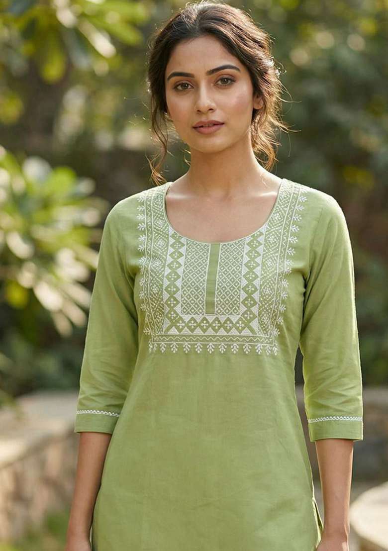 Green Embroidery Rayon Kurta Set - Indya