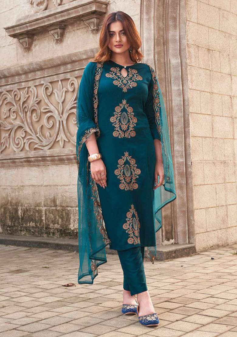 Blue Embroidery Rayon Kurta Set - Indya