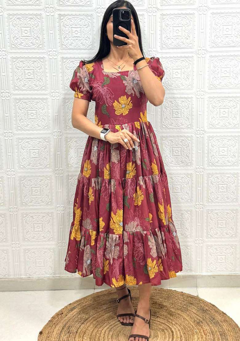 Red Embroidery Silk Blend Kurta Set - Indya