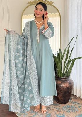 Grey Embroidery Viscose Kurta Set