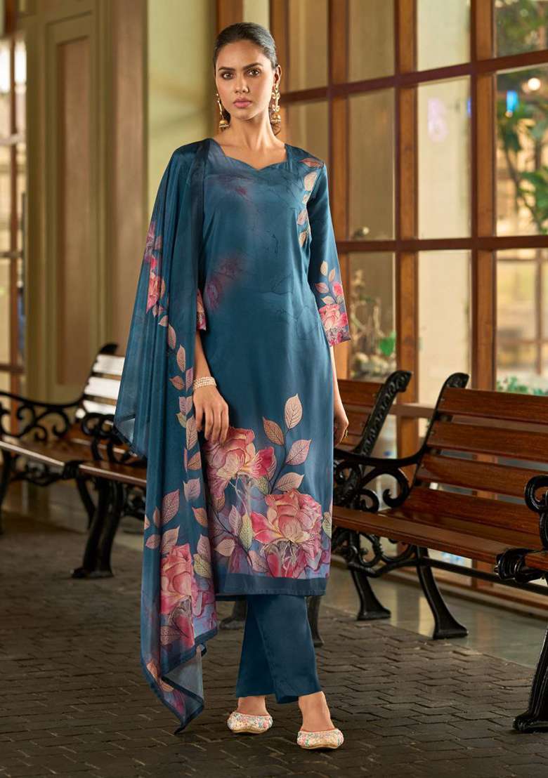 Blue Embroidery Silk Kurta Set - Indya