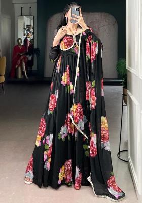 Black Embroidery Chiffon Kurta Set