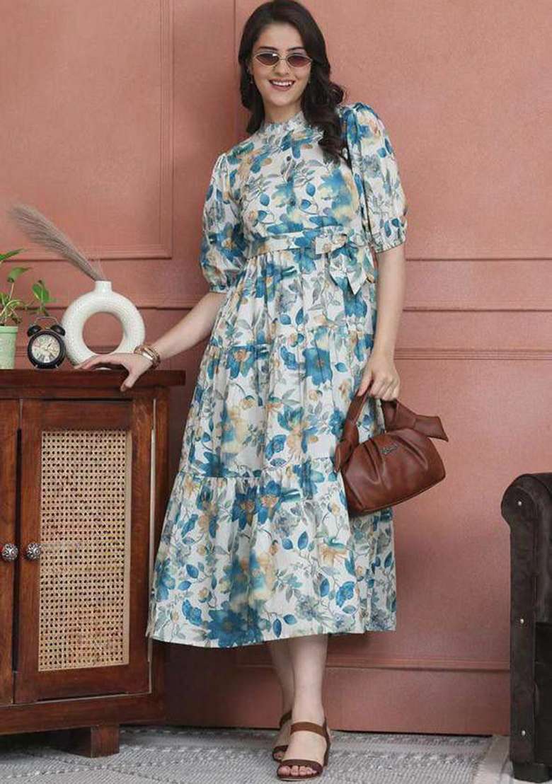 Blue Embroidery Rayon Kurta Set - Indya