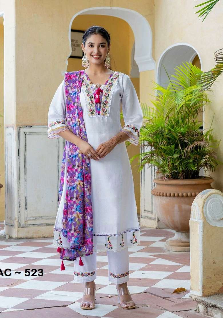 White Embroidery Silk Kurta Set - Indya