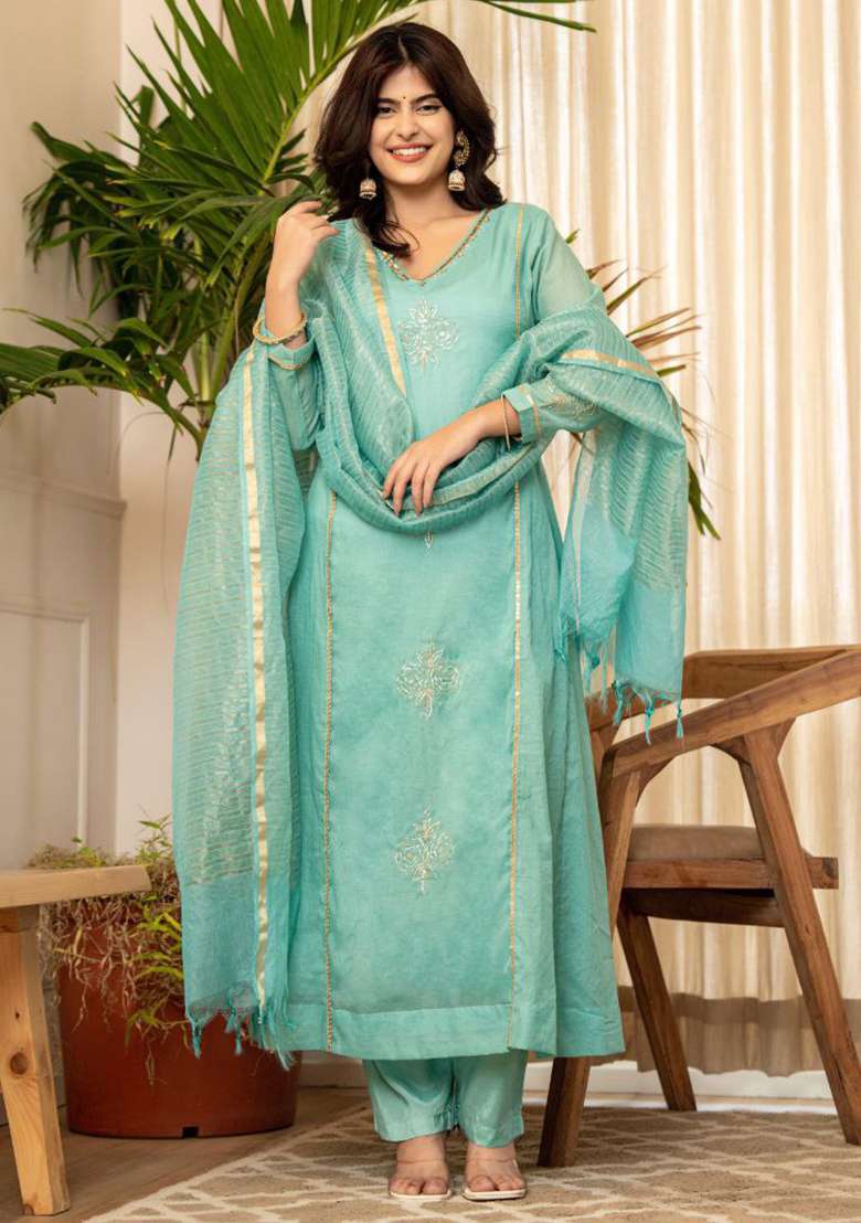 Blue Embroidery Chanderi Kurta Set - Indya