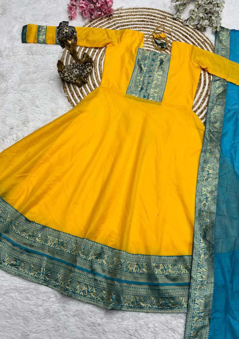 Yellow Embroidery Cotton Kurta Set - Indya