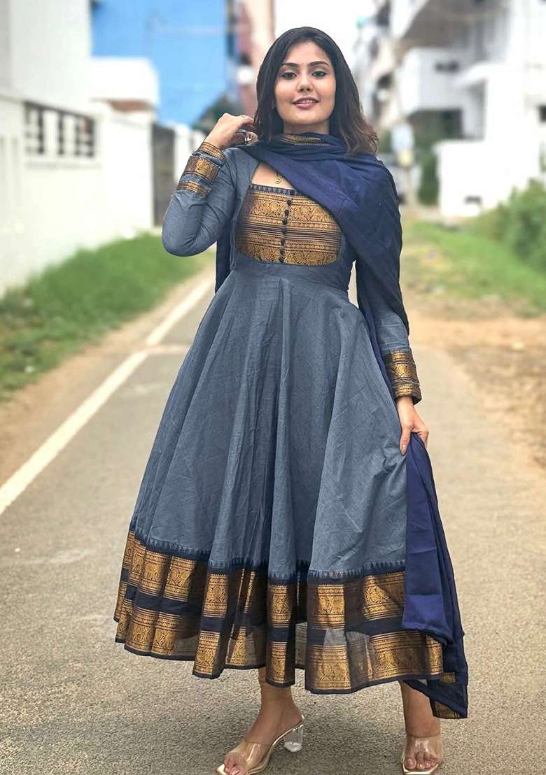 Grey Embroidery Cotton Kurta Set - Indya