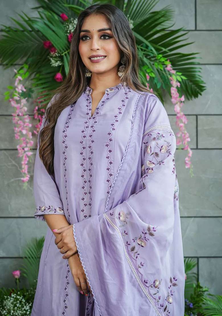 Lavender Embroidery Cotton Kurta Set - Indya