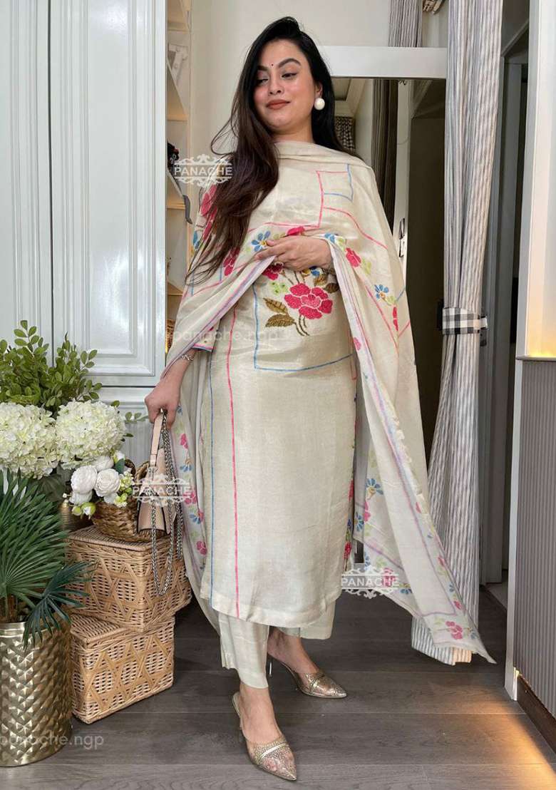 White Embroidery Muslin Kurta Set - Indya