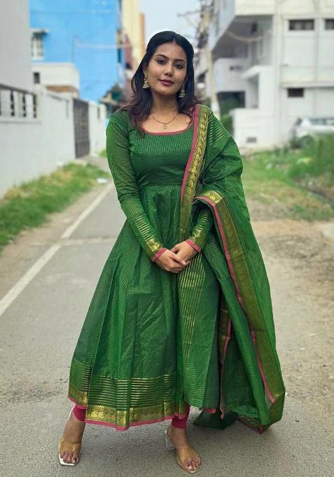 Green Embroidery Banarasi Kurta Set