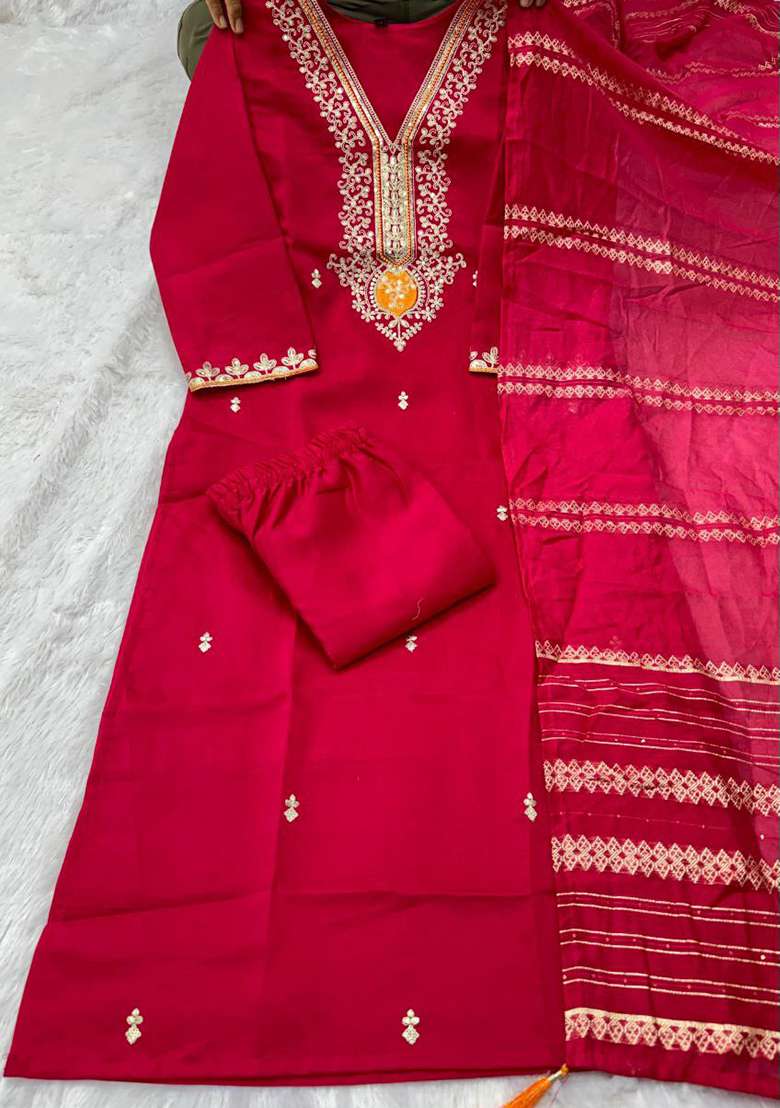 Red Embroidery Silk Blend Kurta Set - Indya