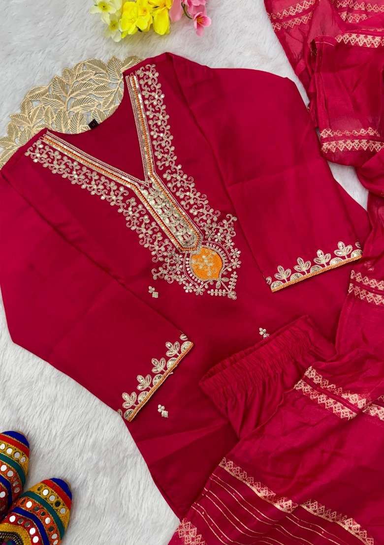 Red Embroidery Silk Blend Kurta Set - Indya