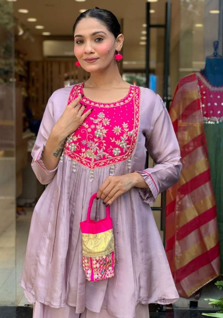 Lavender Embroidery Rayon Kurta Set - Indya