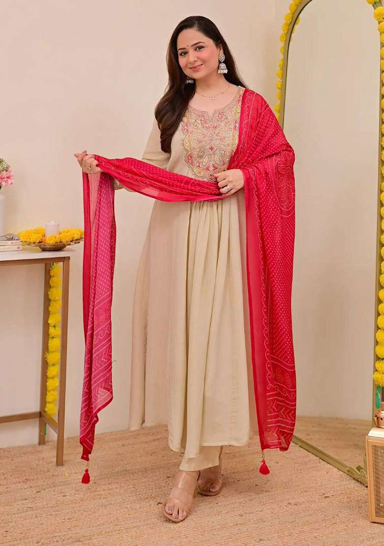 White Embroidery Silk Blend Kurta Set - Indya