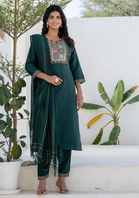 Green Embroidered Cotton Straight Kurta Set