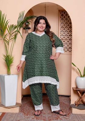 Green Zig Zag Print Rayon Kurta Set