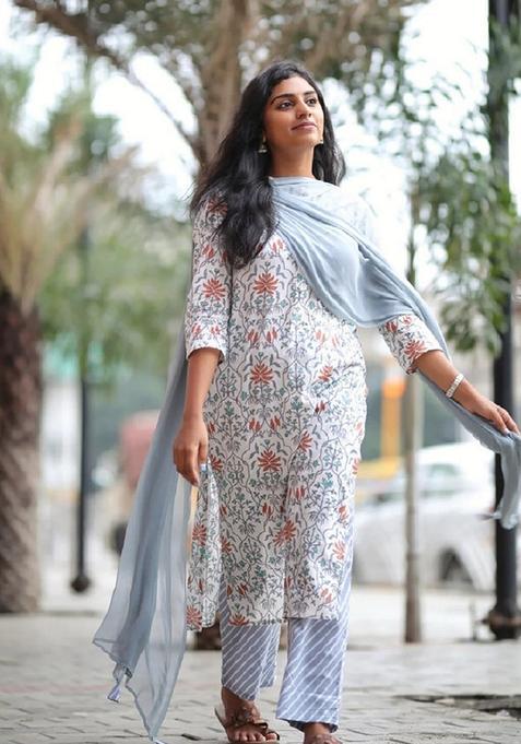 White Floral Print Viscose Straight Kurta Set