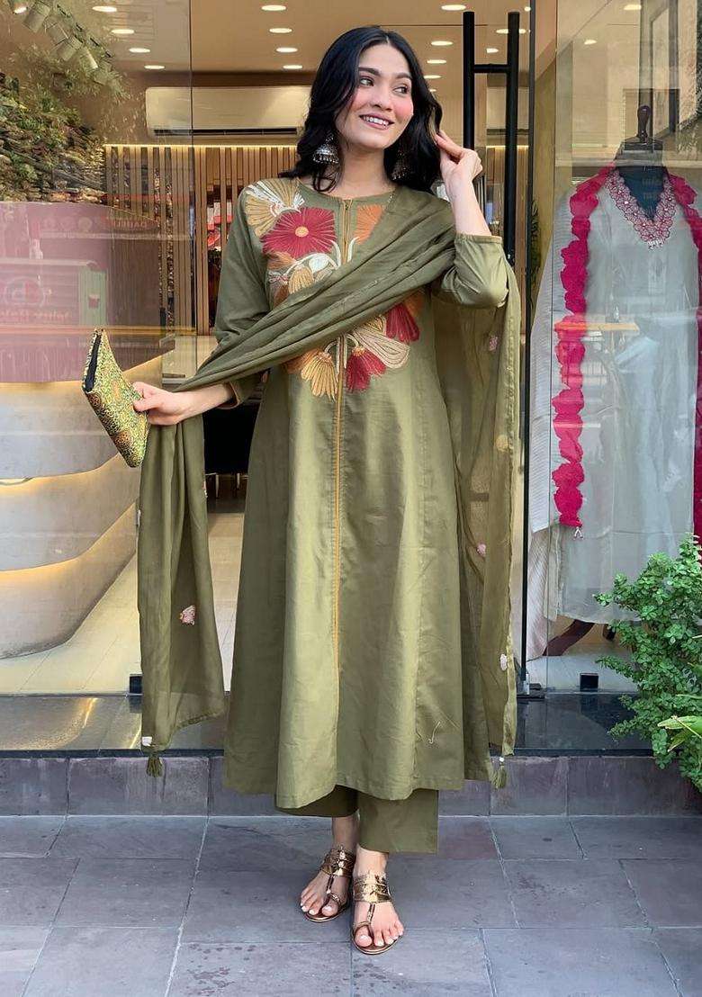 Green Embroidered Cotton Straight Kurta Set - Indya