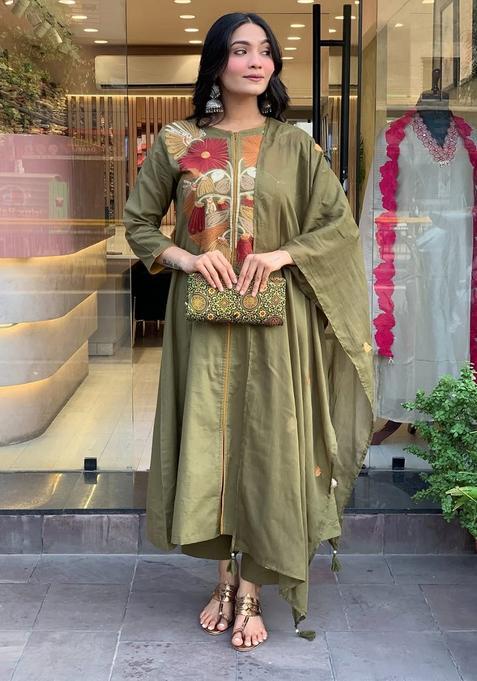 Green Embroidered Cotton Straight Kurta Set