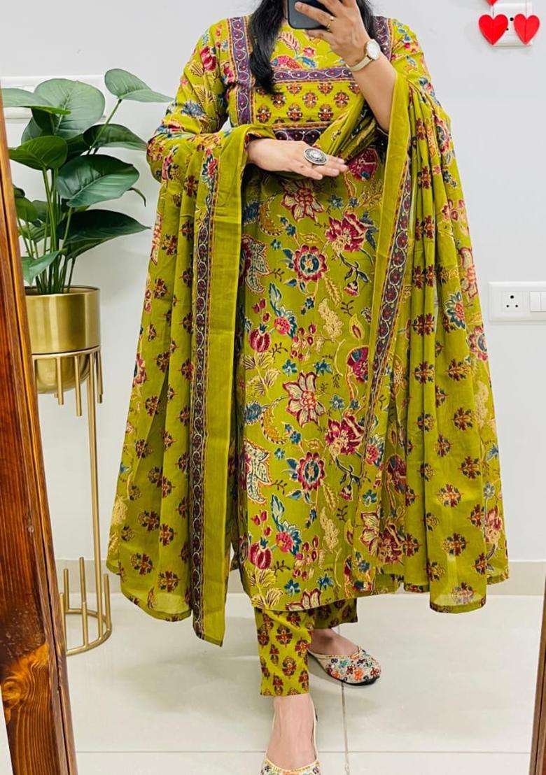 Green Floral Print Cotton Straight Kurta Set - Indya