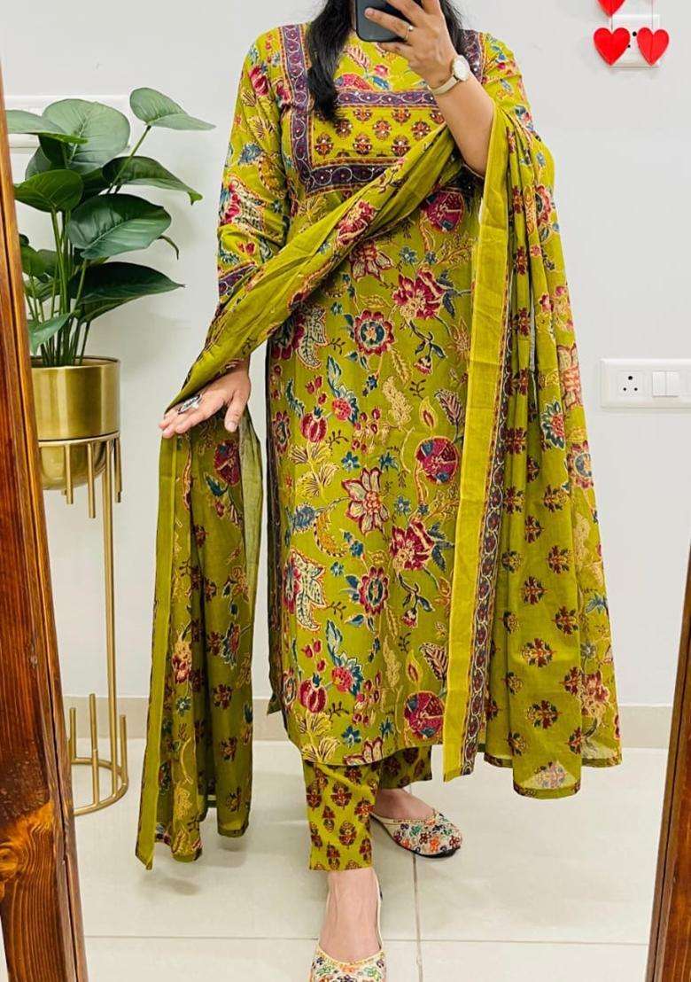 Green Floral Print Cotton Straight Kurta Set - Indya