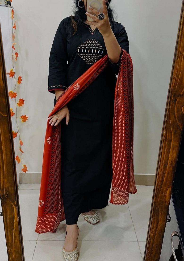 Black Embroidered Cotton Straight Kurta Set - Indya