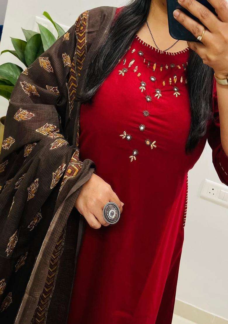 Red Embroidered Cotton Straight Kurta Set - Indya
