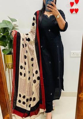 Black Solid Cotton Straight Kurta Set