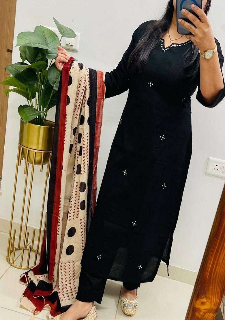 Black Solid Cotton Straight Kurta Set - Indya