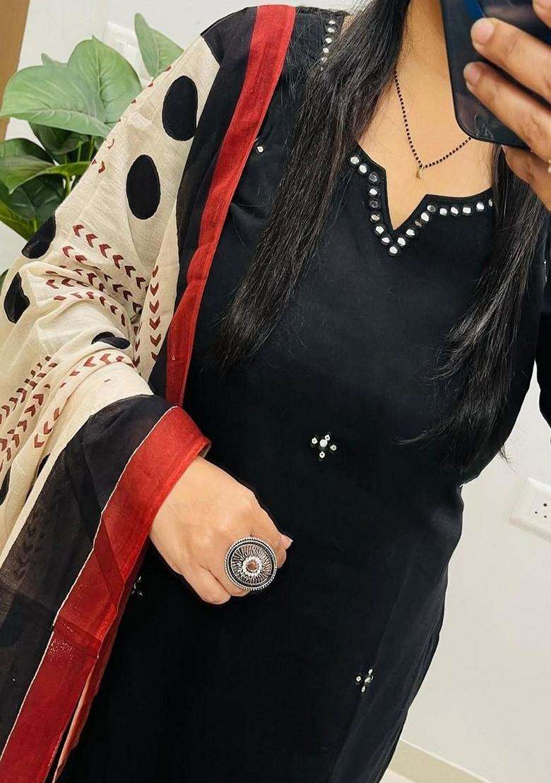 Black Solid Cotton Straight Kurta Set - Indya