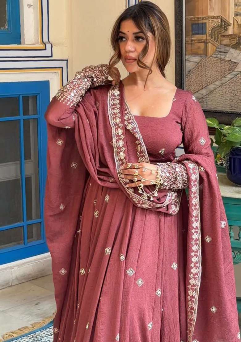 Pink Embroidery Silk Blend Salwar Kameez - Indya