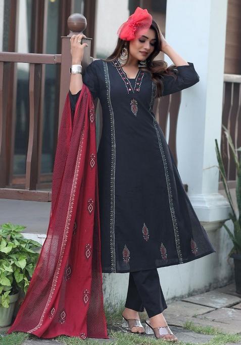 Black Embroidery Cotton Kurti Set