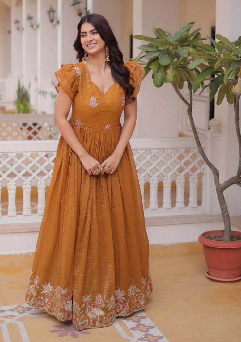 Brown Embroidery Crunchy Kurti Set - Indya