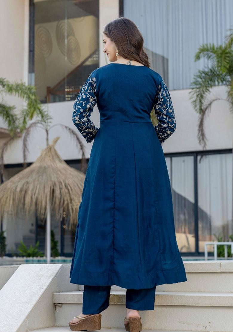 Blue Embroidery Silk Kurta Set - Indya