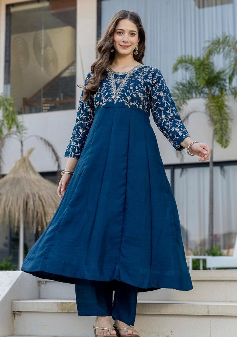 Blue Embroidery Silk Kurta Set - Indya