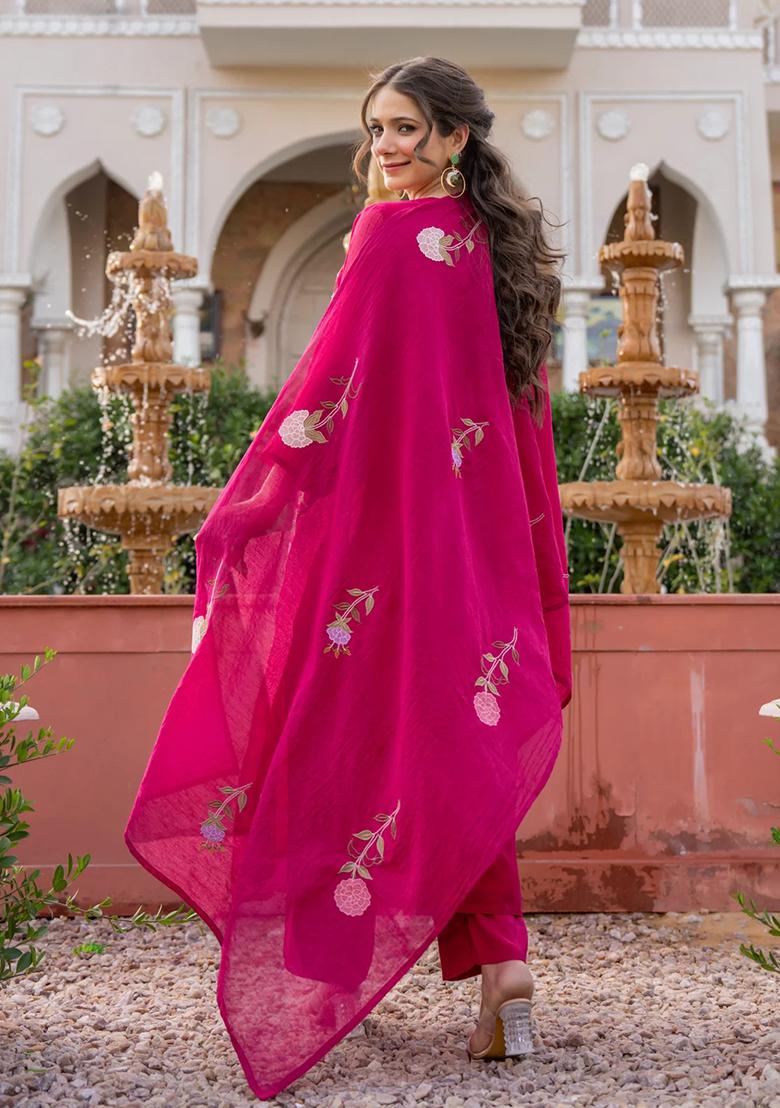 Pink Embroidery Chanderi Kurta Set - Indya