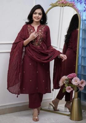 Maroon Embroidery Rayon Kurta Set