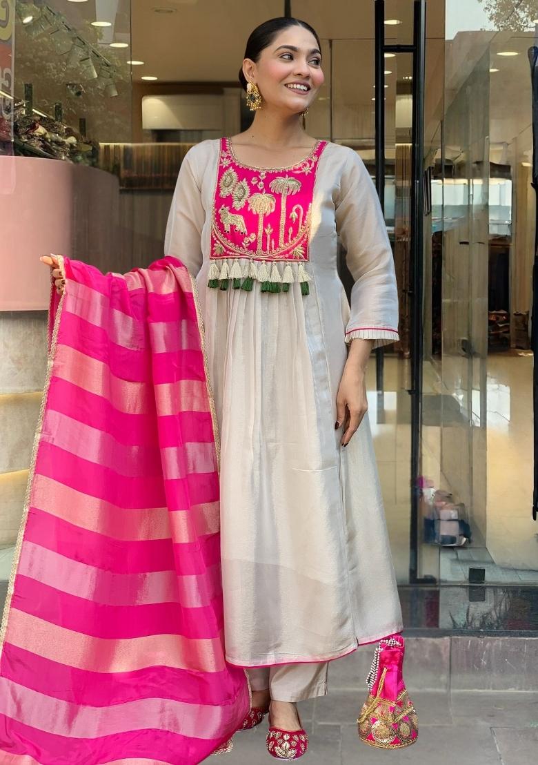 Pink Embroidery Silk Kurta Set - Indya