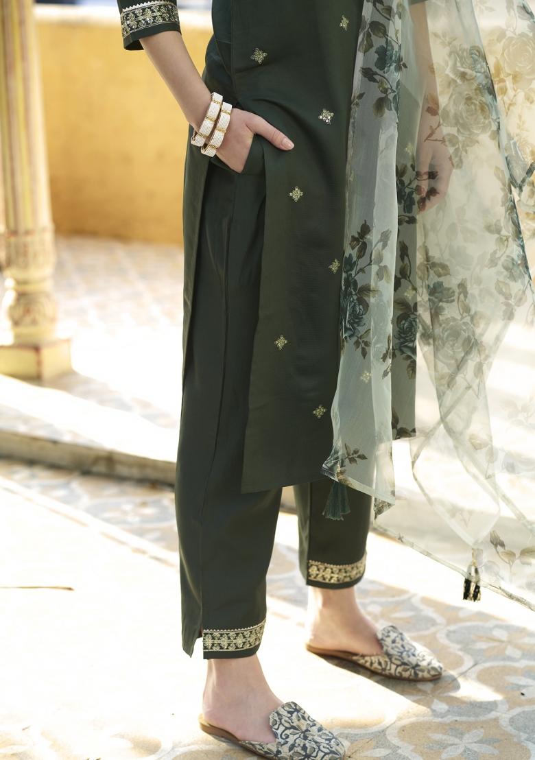 Green Embroidery Viscose Kurta Set - Indya