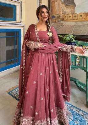 Pink Embroidery Silk Salwar Kameez