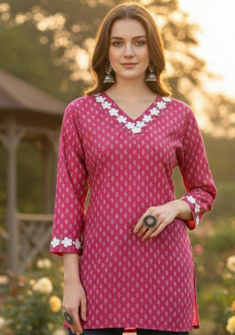 Rani Pink Embroidery Cotton Kurta - Indya