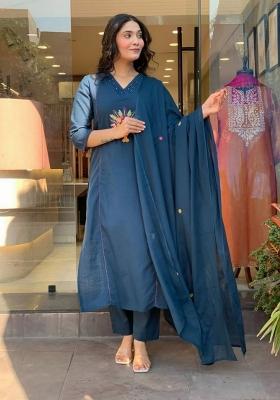 Blue Embroidery Viscose Salwar Kameez