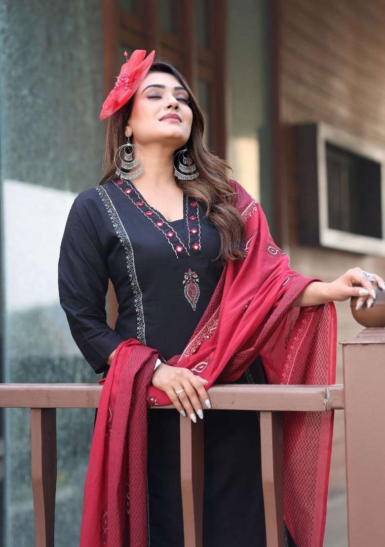 Black Embroidery Cotton Salwar Kameez - Indya
