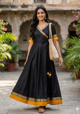 Black Embroidery Vichitra Kurta