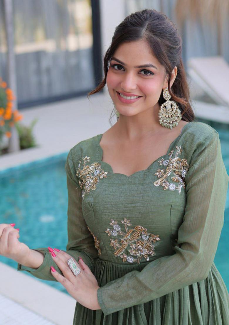 Green Embroidery Crunchy Kurta - Indya