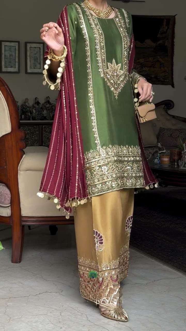 Green Embroidery Silk Blend Salwar Kameez - Indya