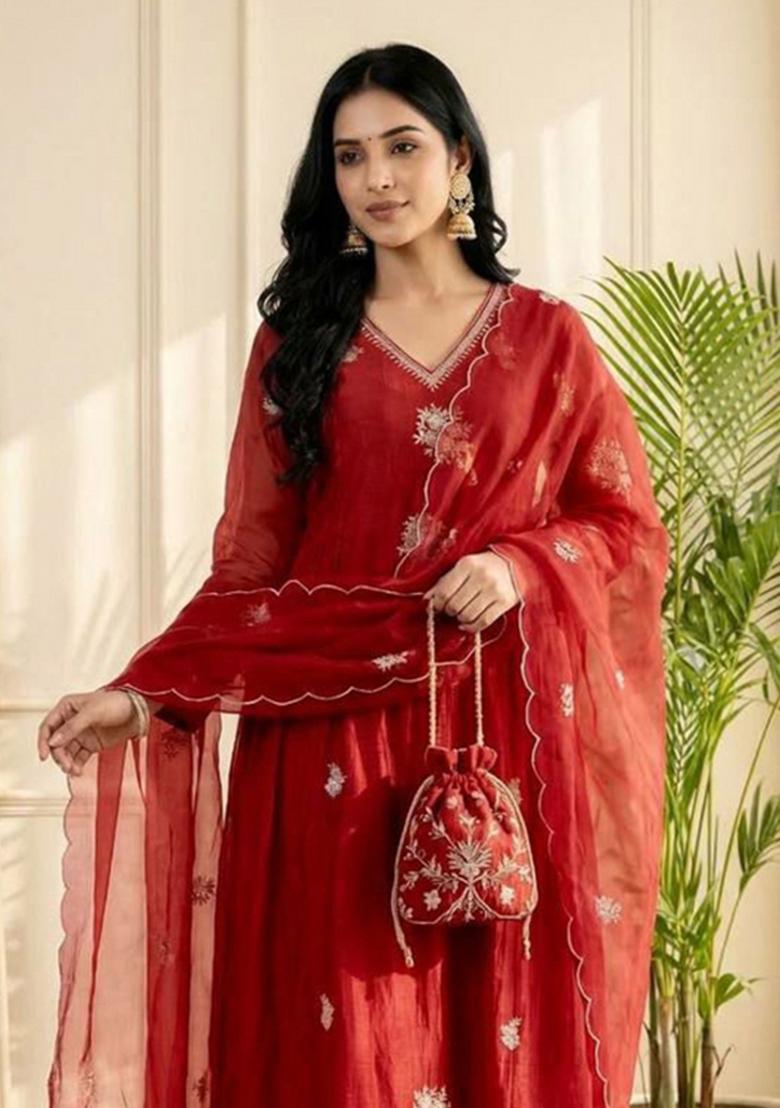 Red Embroidery Silk Kurta Set - Indya