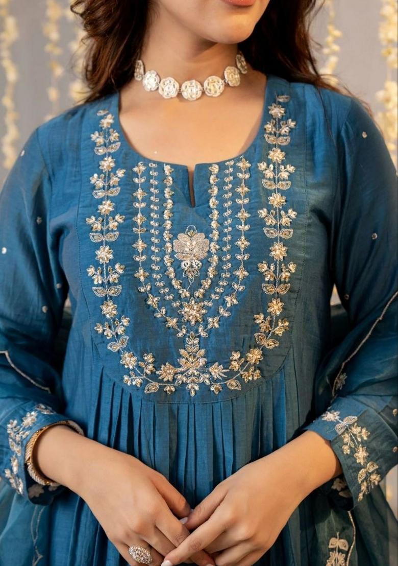 Blue Embroidery Silk Kurta Set - Indya