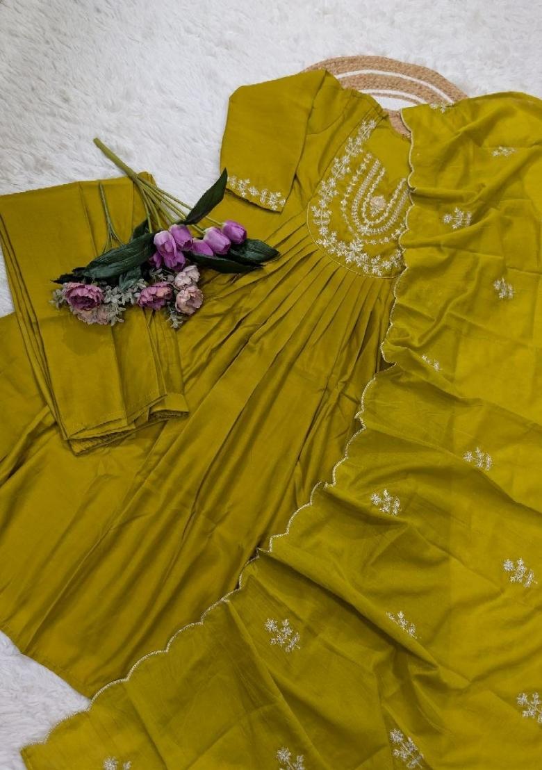 Mehendi Embroidery Silk Kurta Set - Indya