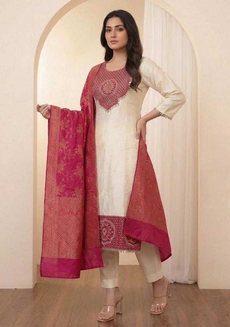 White Embroidery Banarasi Kurta Set - Indya